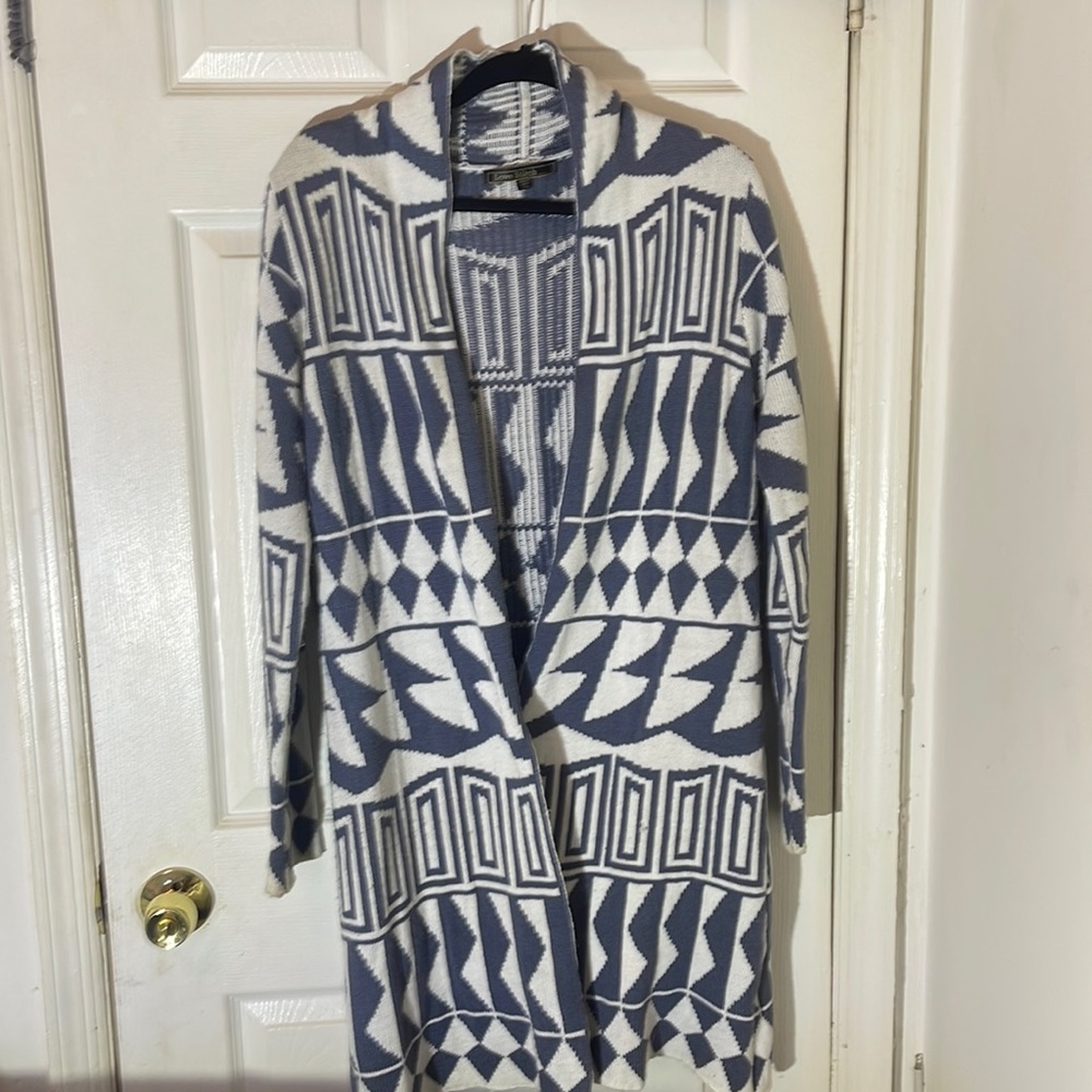 Women’s Long Sweater White with grey tribal design all over. Size: s/m